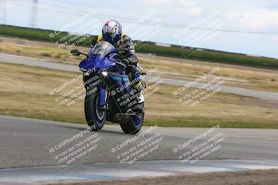 media/Apr-26-2024-TrackDaz (Fri) [[c4b677d280]]/C Group/140pm (Wheelie Bump)/